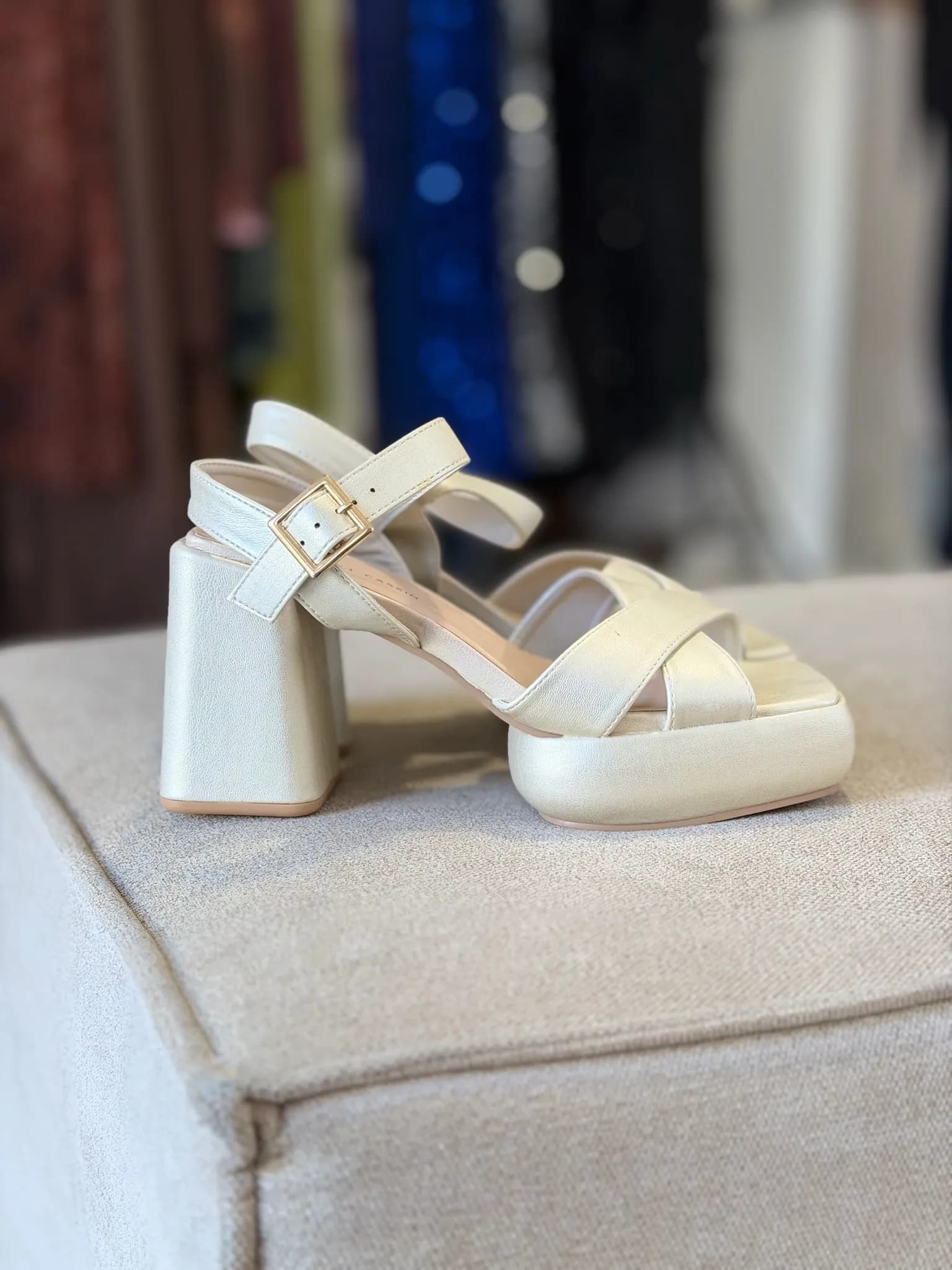 Sandalia Plataforma Champagne